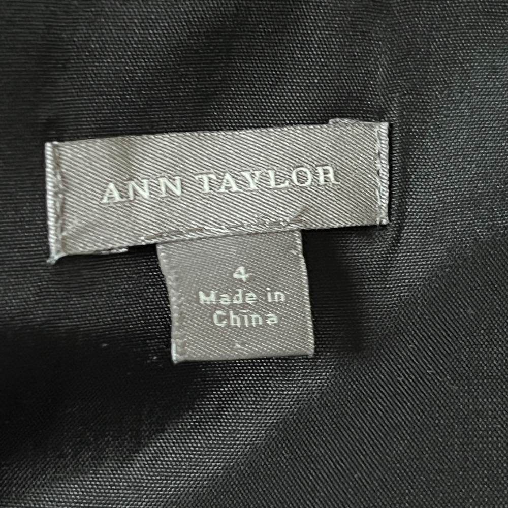 Ann Taylor Sleeveless Strapless Black Acetate Cocktail Dress - Size 4 - Picture 5 of 7